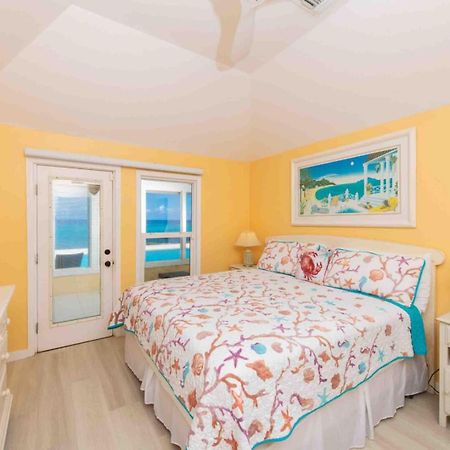 Thatch Hill - Renovated Beach House With Pool, Short Walk To The Rum Point Club Driftwood Village Ngoại thất bức ảnh